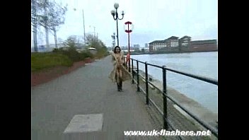 English amateur Isis Flashing The Coastline and showing boobies in public