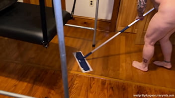 Squirting GILF Muffy Slayer Anal