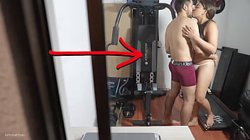 Por qu&eacute_ mis vecinos no cerraron las cortinas?