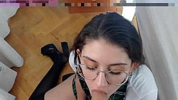 18YO STUDENT BLOWJOB DOGGY FUCKED CUM IN MOUTH. SHANAXNOW