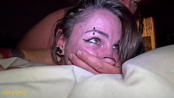 Amateur Emo Girl gets DRIPPING Creampie