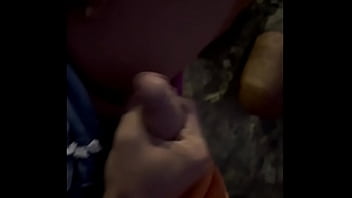 Aline Tavares: Estava na praia e o vendedor de cerveja me parou dizendo que adorava chupar um pau, fiquei com tes&atilde_o e tive que gozar ali mesmo com todos passando! Que del&iacute_cia, adoro essa adrenalina ! &Uacute_ltimos dias em Santos