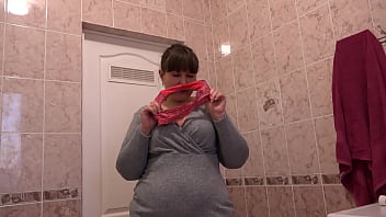 Girlfriend'_s panties aroused a mature bbw. Homemade unusual fetish masturbation and panty sniffing. Amateur from chubby milf and close-up.