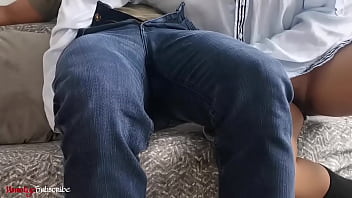 msmollyc I CAUGHT HER MASTURBATING AND IT END WITH HOT BLOWJOB