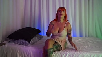 Alexa and her friend masturbates so good