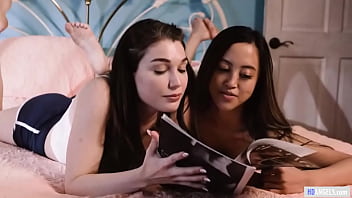 I'_m afraid of dark, do something for me! - Alexia Anders and Lily Lou
