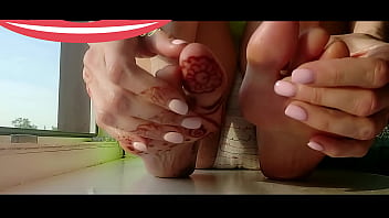 my sweet oily legs and fingers, I do a foot massage and a candle with panties because I'_m without a skirt / foot feetish GinnaGg