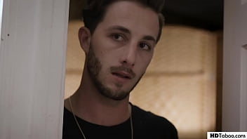 Stepmom and blonde girl tricked into a taboo affair - Sarah Vandella,Lucas Frost,Emma Hix