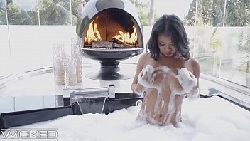 Wicked - Nia Nacci Soaped Up &_ Fucked