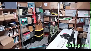 Schlong of stud enters charming damsel Jade Noir'_s cunny