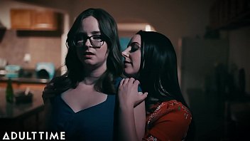 TRUE LESBIAN Suburban Wife Jay Taylor Can'_t Take Eyes Off Angela White