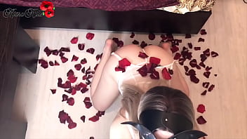 Beautiful Babe Sensual Fucks in Rose Petals On Valentine'_s Day