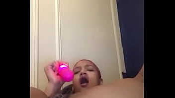 Caramel cutie squirts for