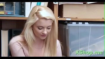 Astounding teen Riley Star doesn&#039_t mind fucking