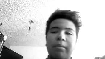 Negrito Cachondo Rompe La Lira. Acaba Sexual