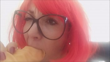 oh please my dear, come into your sister'_s mouth!