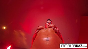 Slinky and slimey spit fetish with Jezebelle Bond