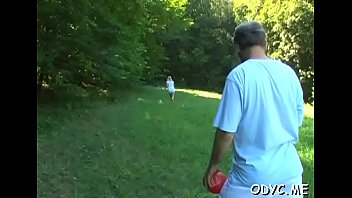 Sexy teen babe widens her legs and gives bawdy cleft a rubdown