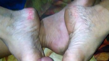 Banti Bhabhi getting drilled by her husband'_s colleague