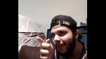 Russinho terrorista da ISIS dando OTA nas novinhas do CT