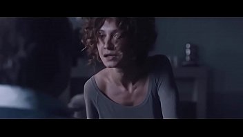 Ece Dizdar Sevişme Sahnesi - Ç_ekmeceler Filmi