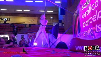Streep Tease &_ Pole Dance