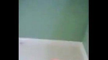 Guy wanking till cum