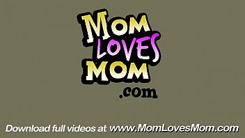 Extremely horny amateur mom gets lesbian