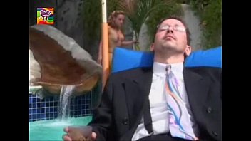 Gauge - Squirting Illustrated 4