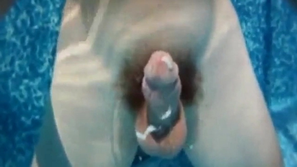cumming underwater without hands. one of the most amazing videos i ve ever seen