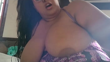 Professora faz sexo anal com seu aluno escondido da escola