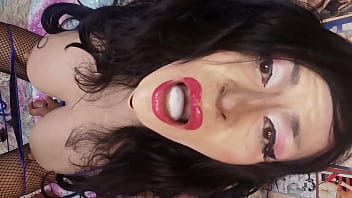 Putita mega tetona BUKKAKE FANTASY, llename las tetas ( . Y . ) y la cara de SEMEN!