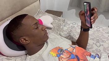 Dei o cu sem camisinha para meu enteado, tomara que meu marido nã_o descubra isso.