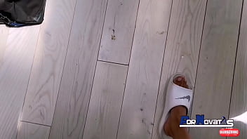 PORNOVATAS - Dia de playa con nuestro amigo Victor Bloom y su amiga madura Colombiana y muy cachonda chupando en publico y de fiesta en casa