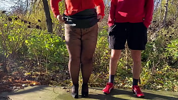 When my curvy mother-in-law does this, it turns me on like hell