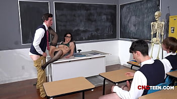 If Sex &amp_ Freeuse Were A Subject, Why Would You Miss A Class