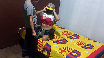 ENCONTRE A MI MADRASTRA GRABANDOSE  EROTICAMENTE EN MI DEPARTAMENTO, LUEGO ME PIDIO AYUDA PARA COMPLETAR EL VIDEO!! PORNO REAL CASERO. 1