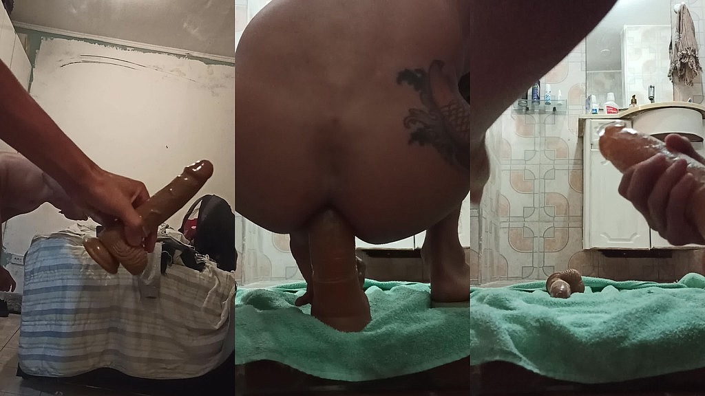 solo plug in the ass