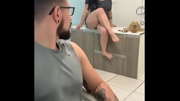 Ela me tirou do trabalho pedindo pau na buceta, mas ganhou s&oacute_ anal. FODI O CU AT&Eacute_ O TALO ! Completo