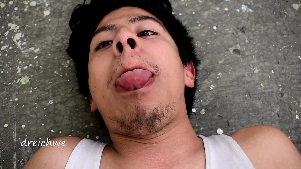 tongue game on the terrace