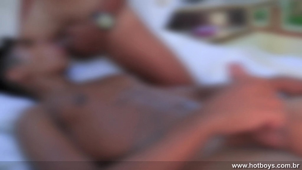 jonathan coimbra dando o cuzinho