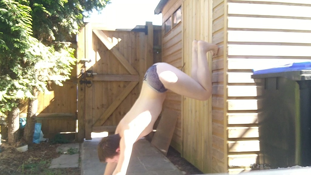 inspired by scarlotrose , experimenting with the pike reps