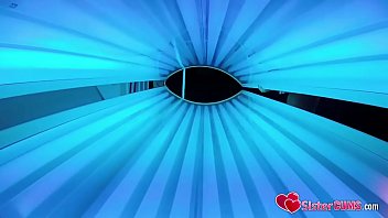 SisterCums.com ⏩ Stepsister Tanning her Ass with UV Rays