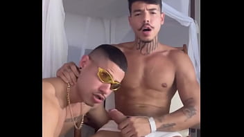 Fudendo na praia com o Fabus - Free