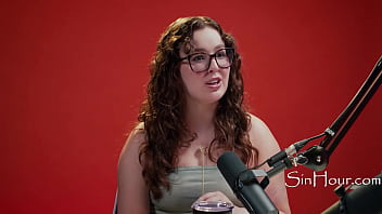 The Cute And Pretty Pornstar - Leana Lovings