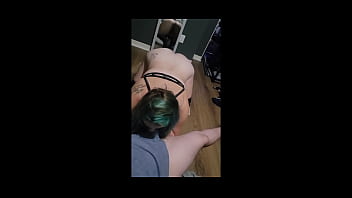 Manic Housewife has Daddy Issues