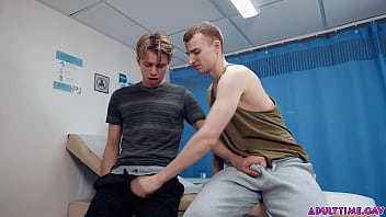 OMG! See what happens when sperm donors Leo Louis and Ryan Jacobs give each other a helping hand! This is a fucking HOT scene!