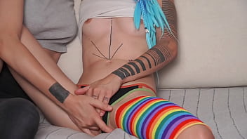 Pompata in culo dal gommista, dialoghi in italiano