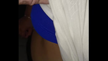 Kitchen me kaam karte hue Bhabhi ki moti gand dekh k hui neeyat kharab !!