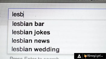 MOMMY&#039_S GIRL - RAW FISTING-SQUIRTING Between MILF Veronica Avluv &amp_ Stepbae Adriana Chechik FULL